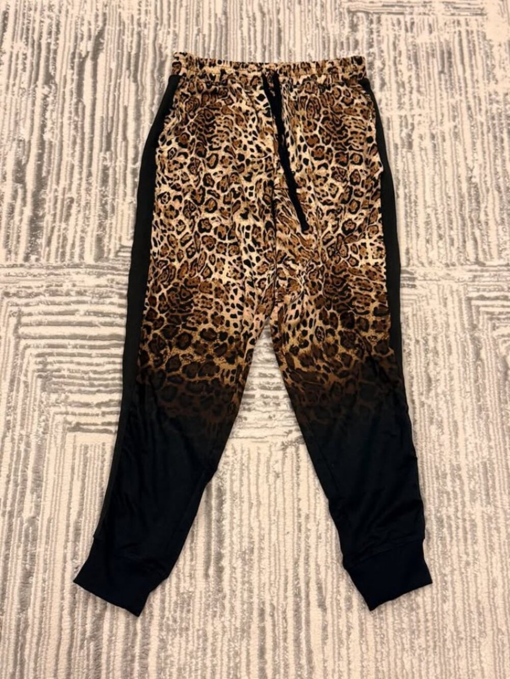 NEW LuLaRoe women's size small leopard jogger sweatpants